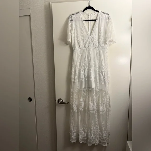 Eleter Chic White Lace Maxi Dress - Picture 2 of 4